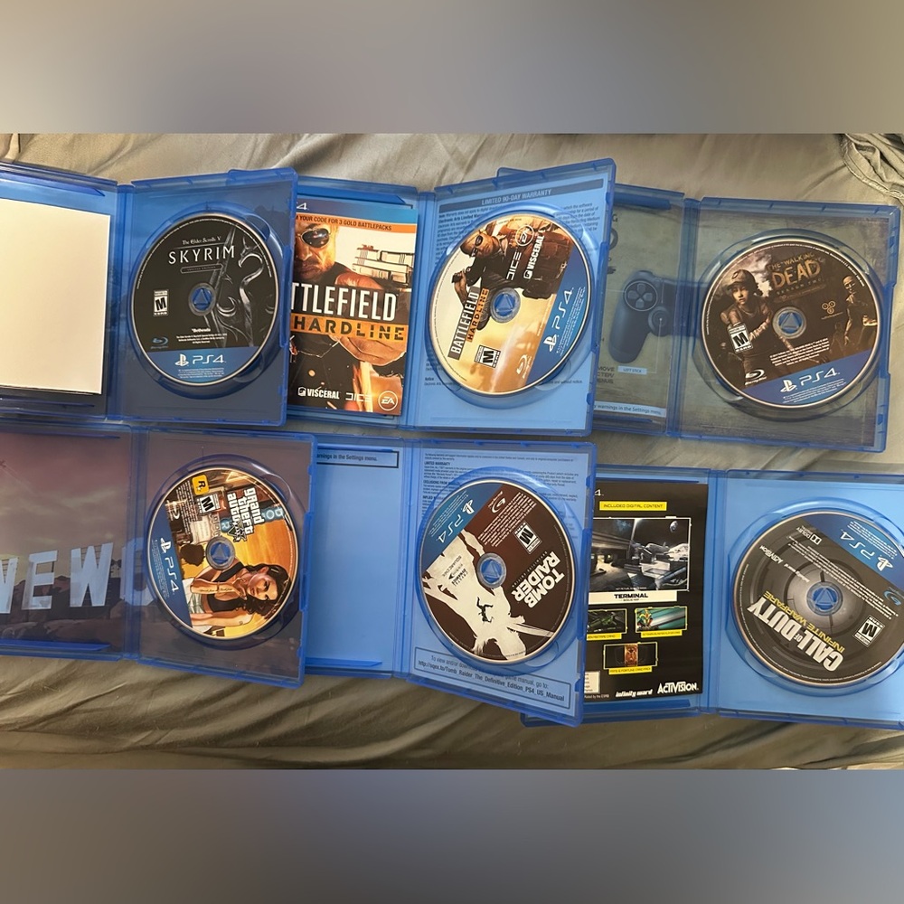 Ps4 Game Pack - Picture 2 of 2